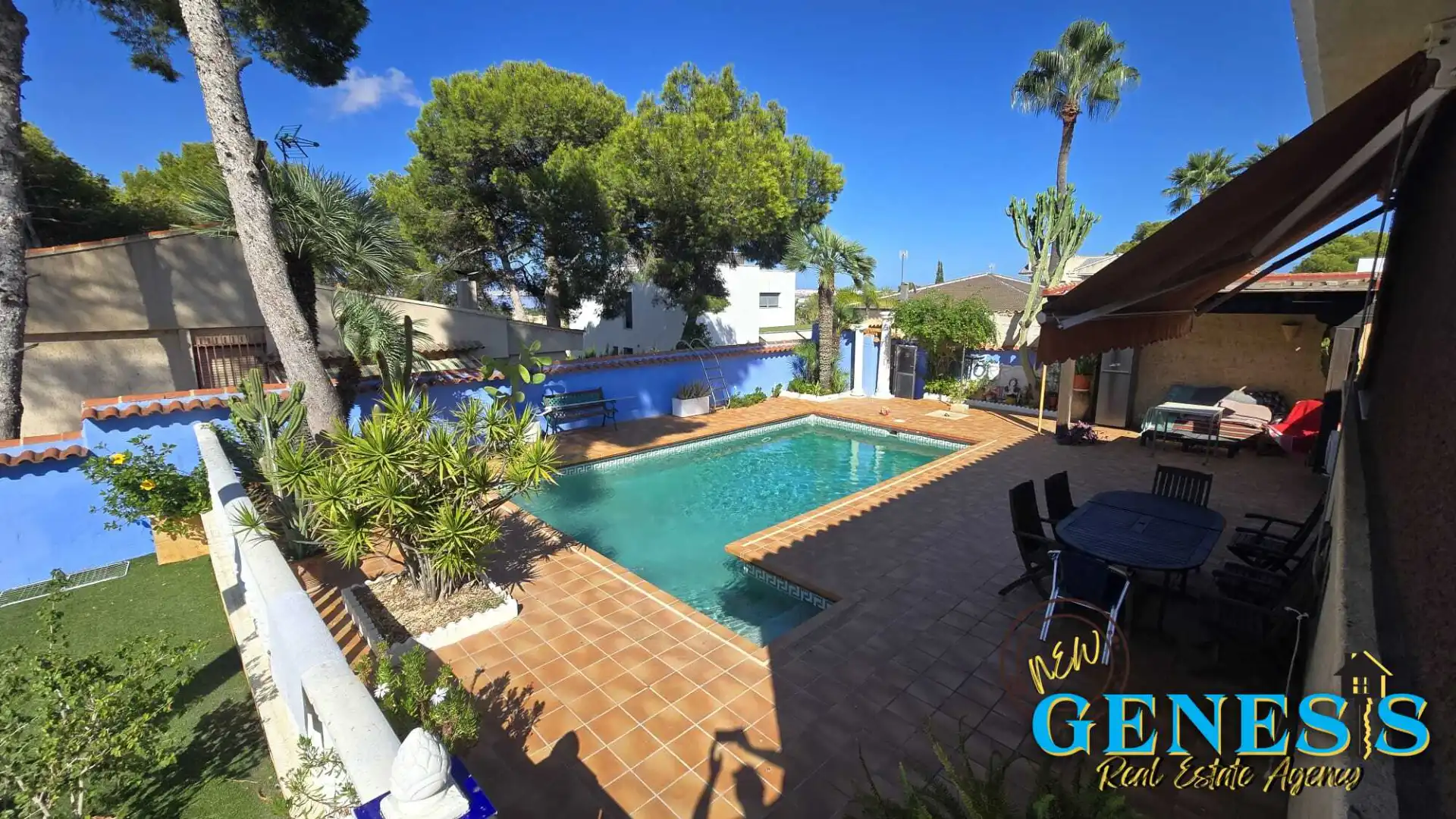 Casa o xalet en venda a Calle del Doctor Sanz, 3, Los Balcones - Los Altos