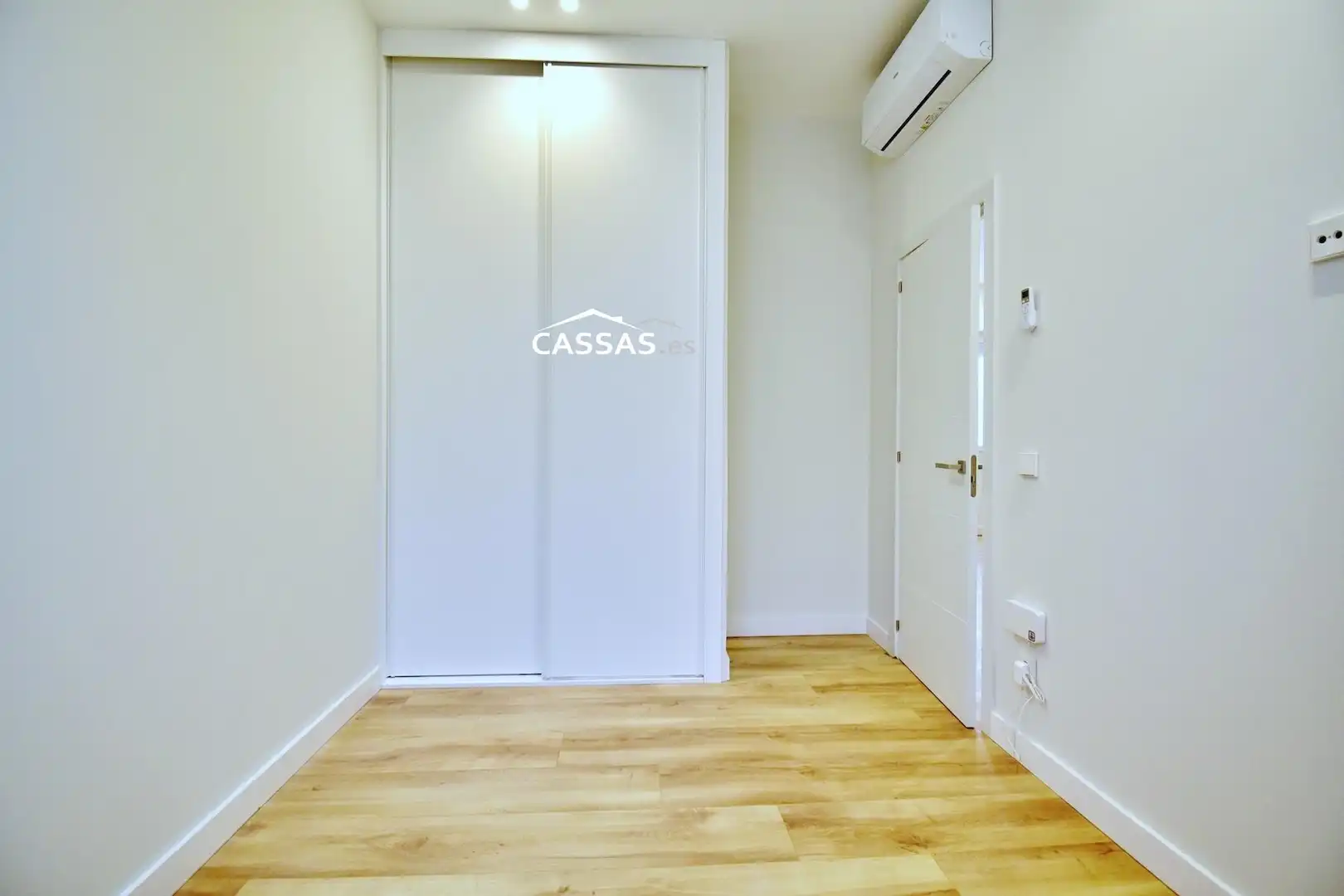 Bedroom of Flat for sale in Torrejón de Ardoz  with Air Conditioner