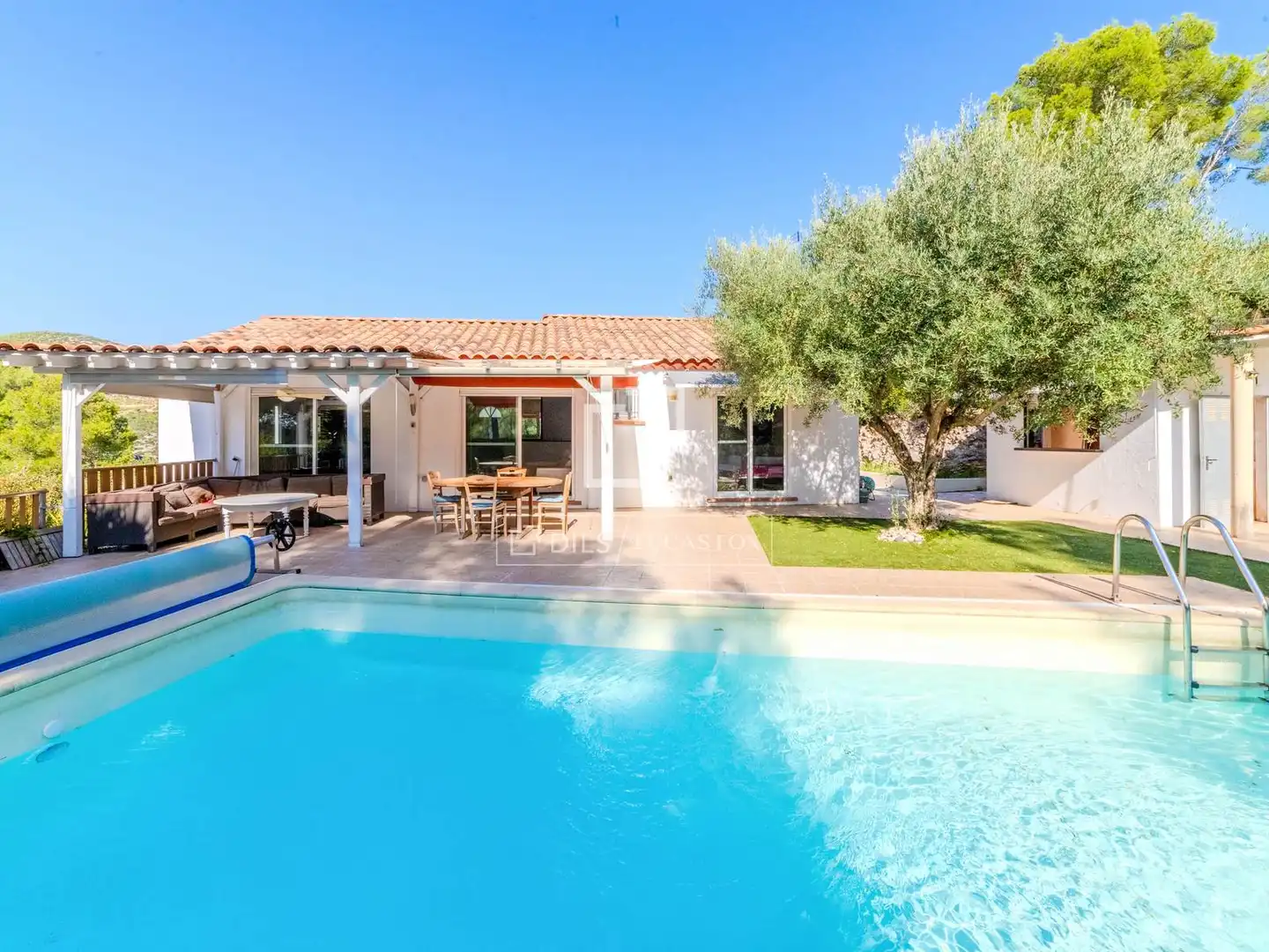 Chalet con piscina en venta en Olivella, imagen 6