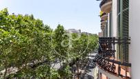 Exterior view of Flat to rent in  Barcelona Capital  with Air Conditioner