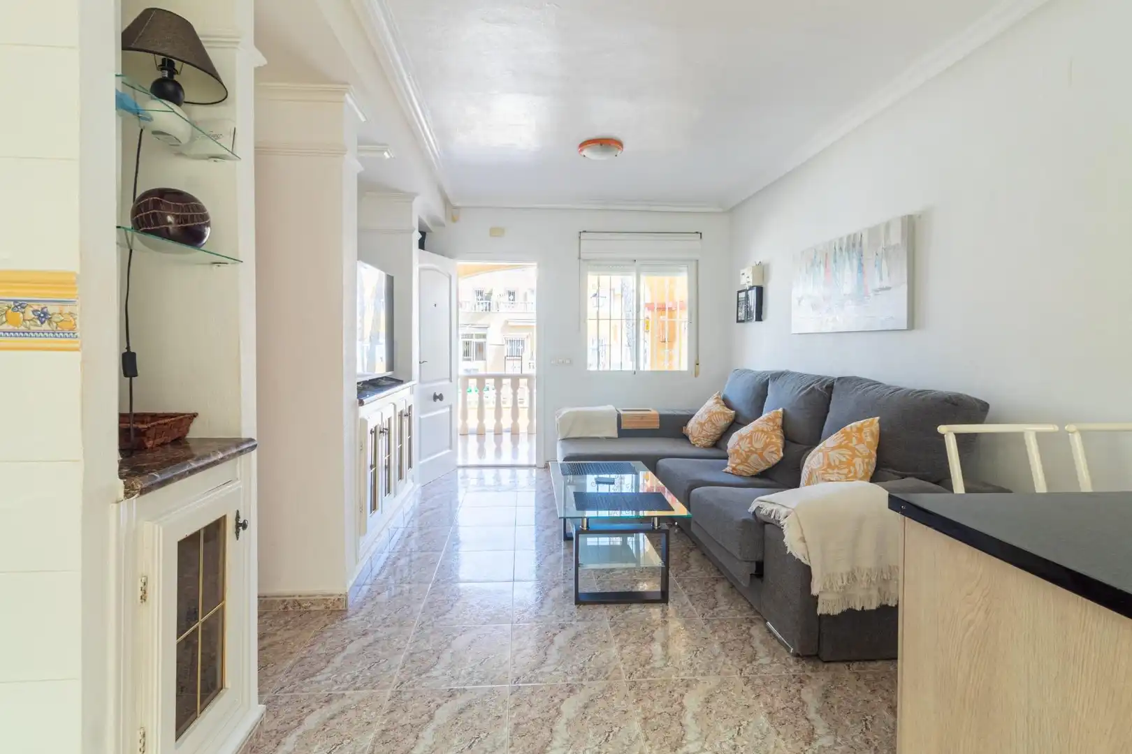 Sala d'estar de Casa o xalet en venda en Orihuela amb Calefacció, Piscina i Piscina comunitària