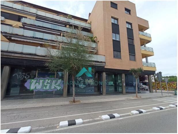 Vista exterior de Local en venda en Catarroja