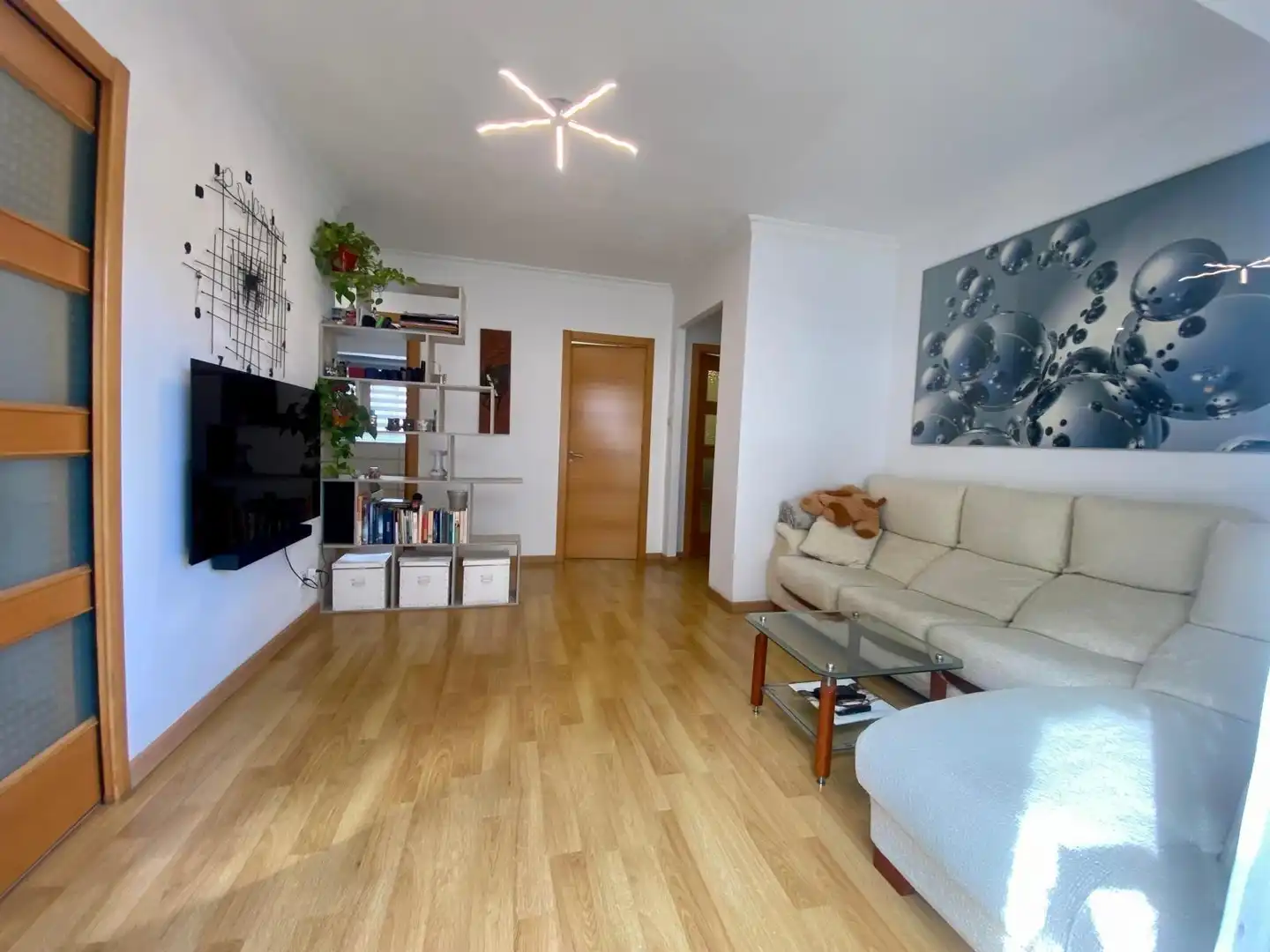Flat with terrace for sale in Campanar