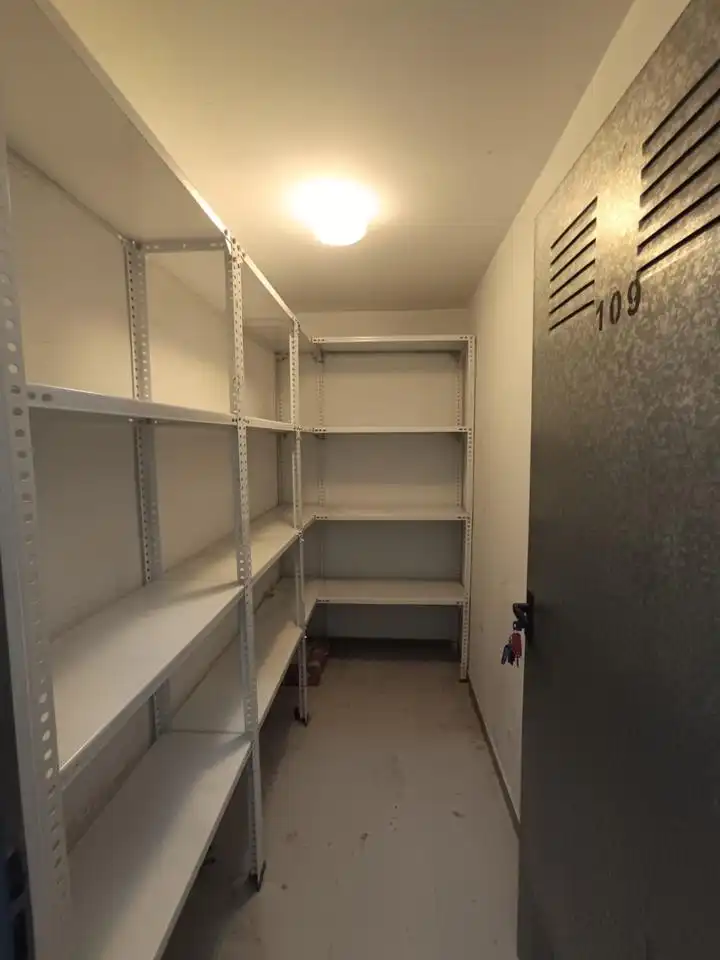 Flat for sale in Madrid  with Air Conditioner, Heating and Terrace