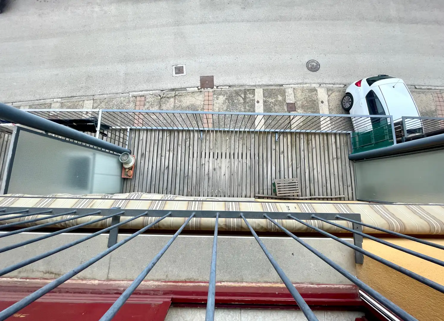 Vista exterior de Casa adosada en venta en Sant Joan de les Abadesses con Calefacción, Jardín privado y Trastero