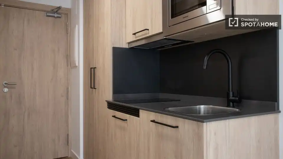 Habitació a Madrid, Madrid