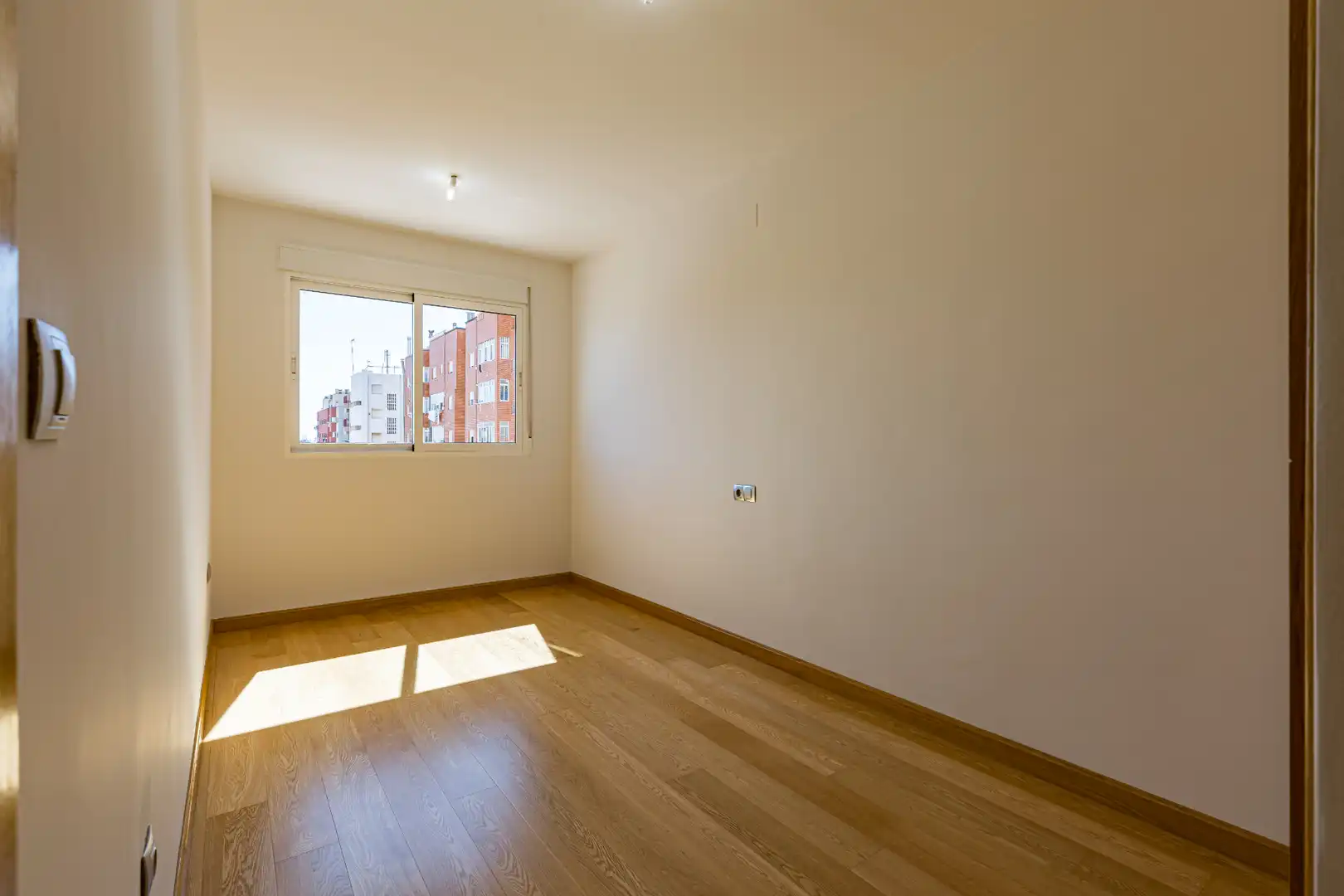 Flat for sale in Avenida Reina Victoria Eugenia, 2, Alameda