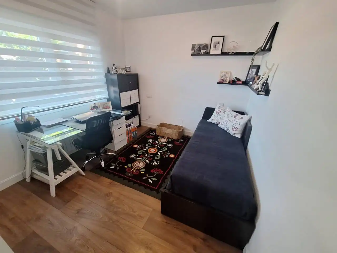 Habitación de Casa adosada en venta en Carranque con Aire acondicionado, Calefacción y Terraza