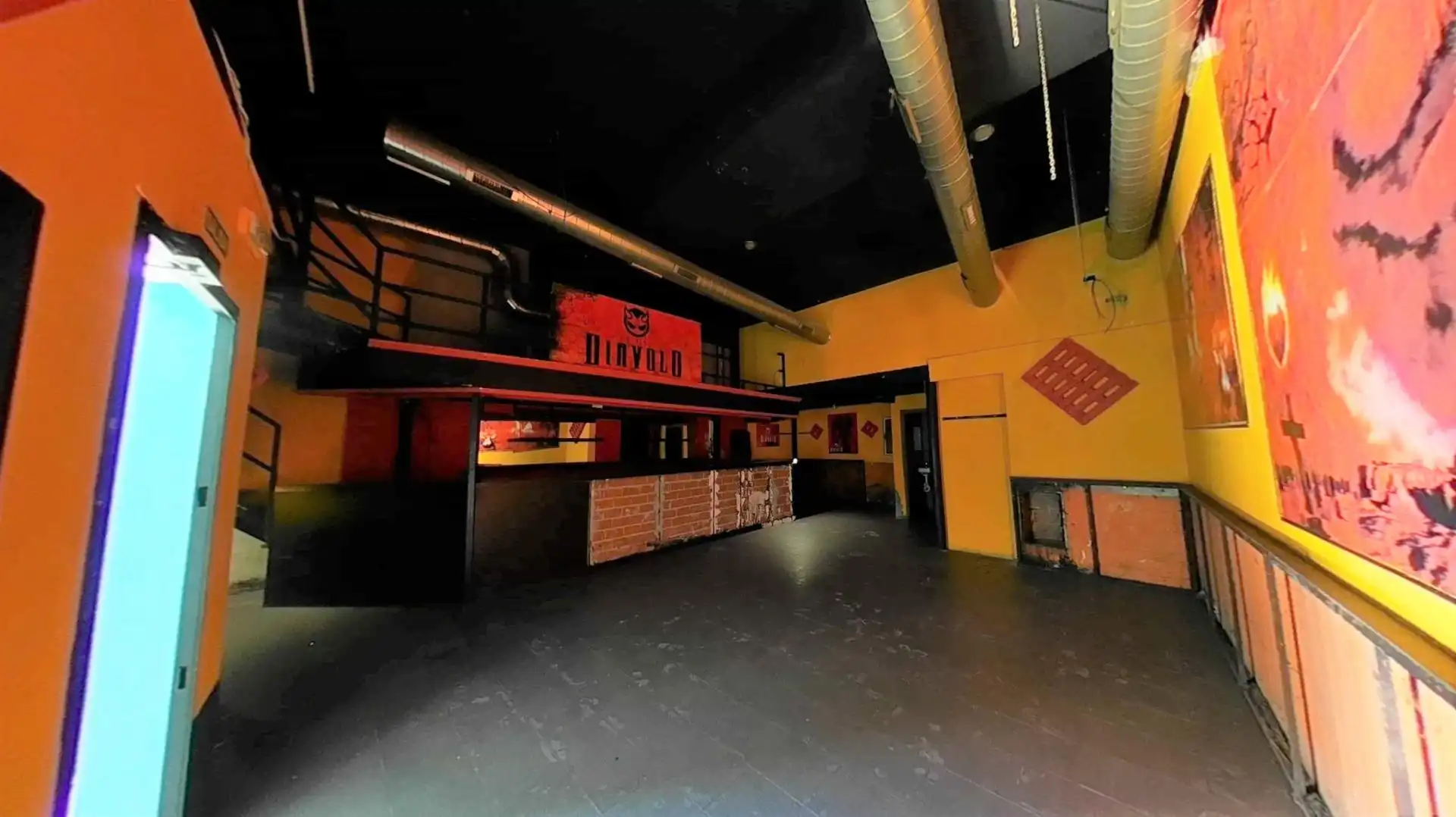 Local comercial en venda a Avenida ASTURIAS