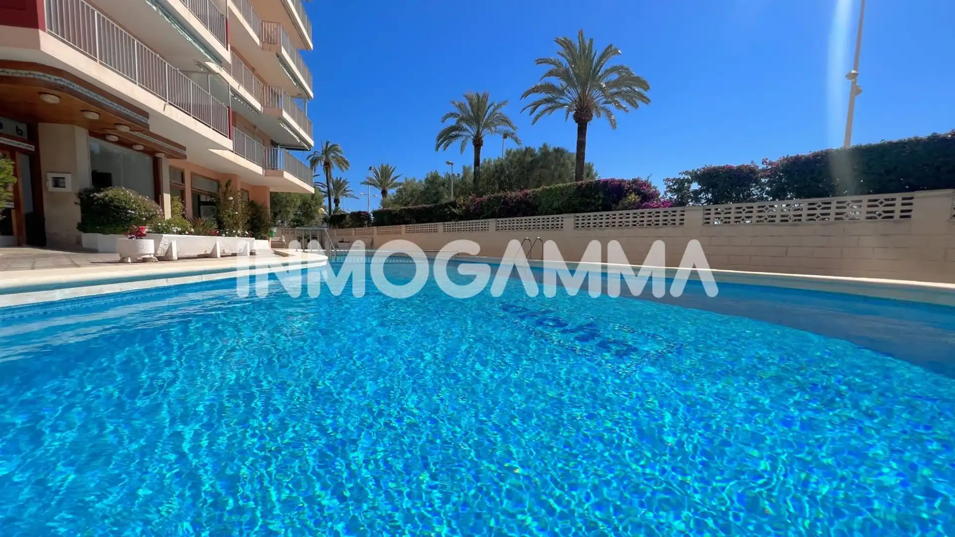 Piscina de Apartamento en venta en Cullera con Terraza y Piscina comunitaria