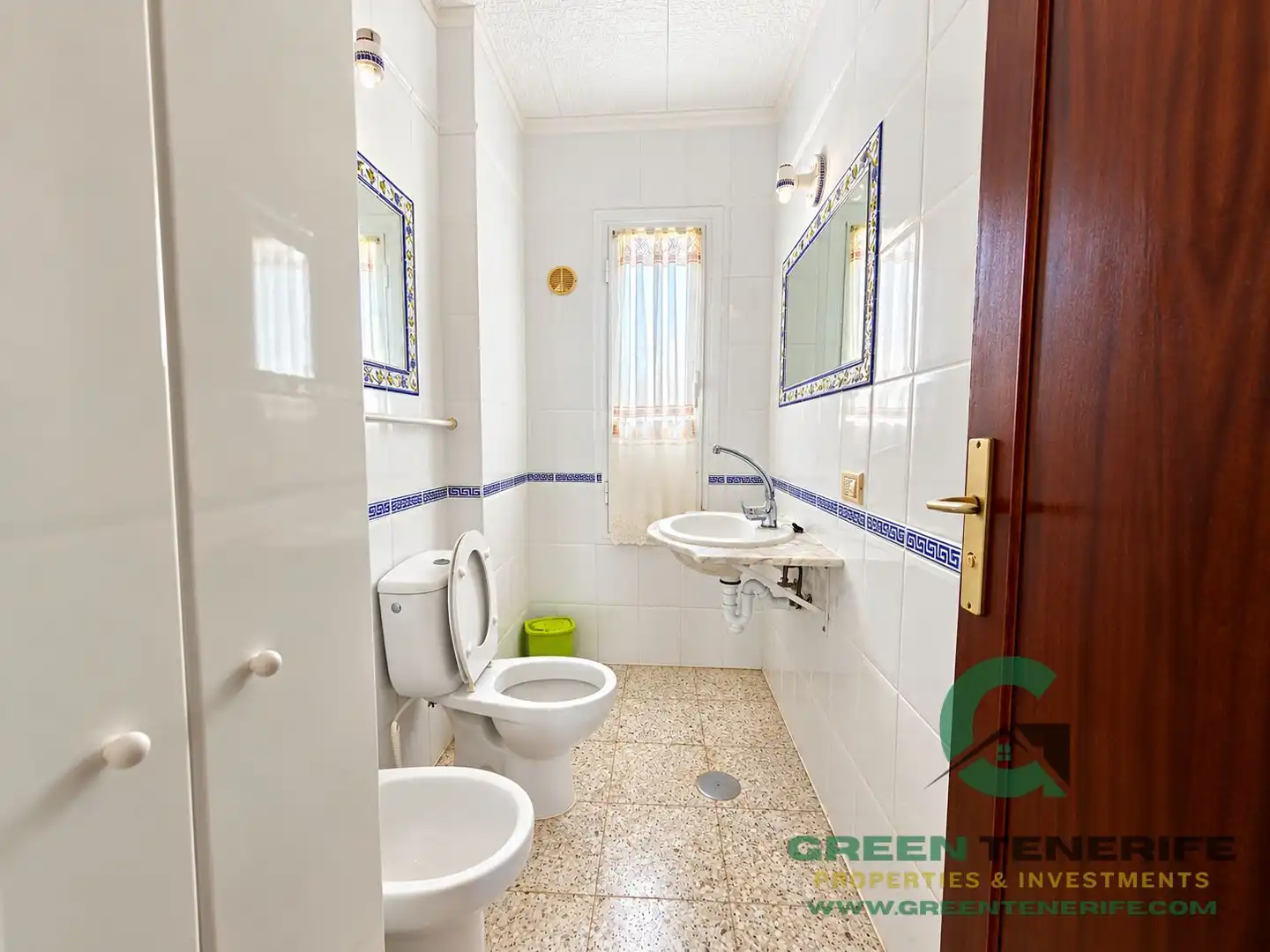 Casa adosada en venta en Arico con Terraza