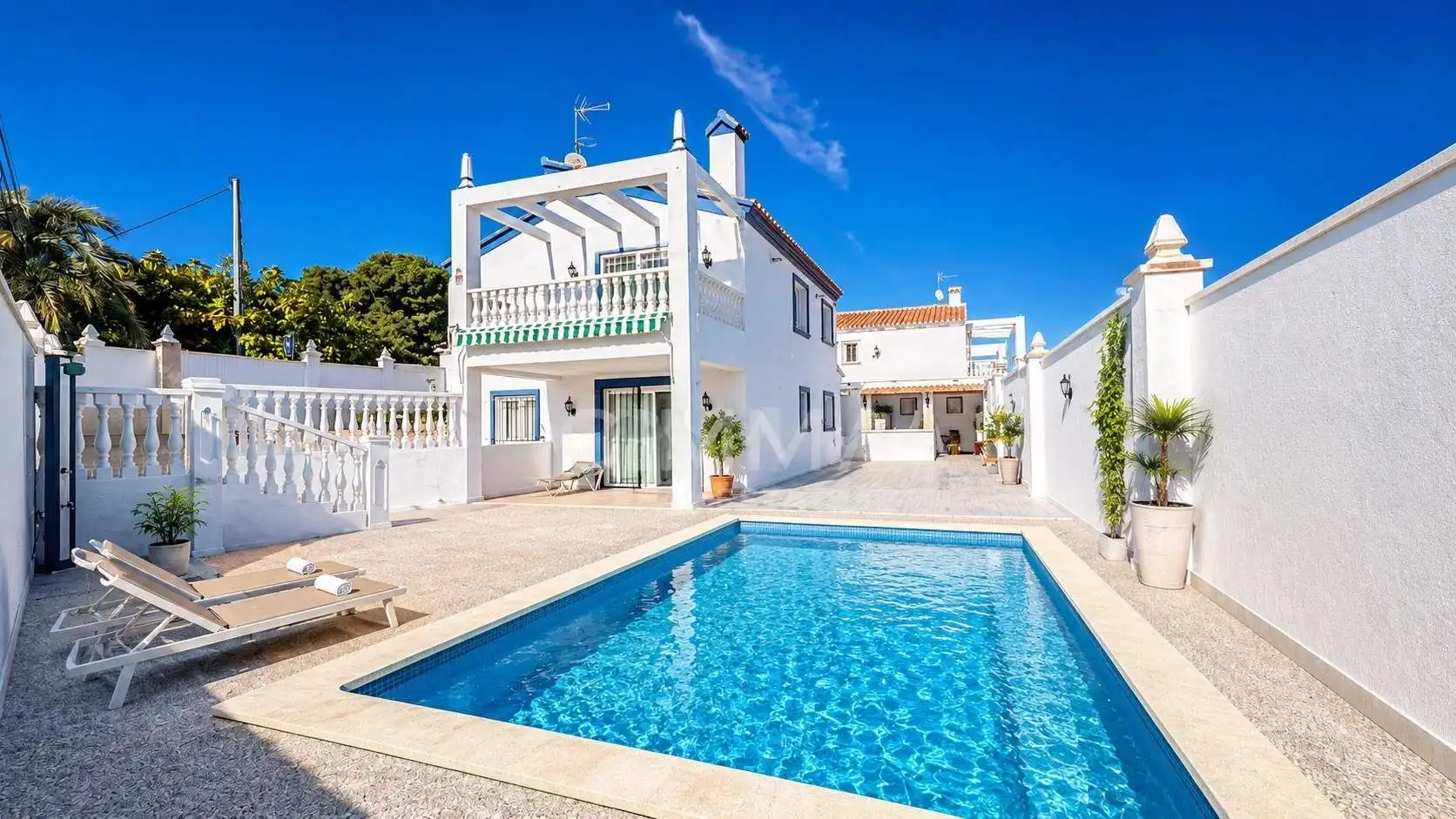 Vista exterior de Casa o chalet en venta en La Nucia con Aire acondicionado, Jardín privado y Terraza