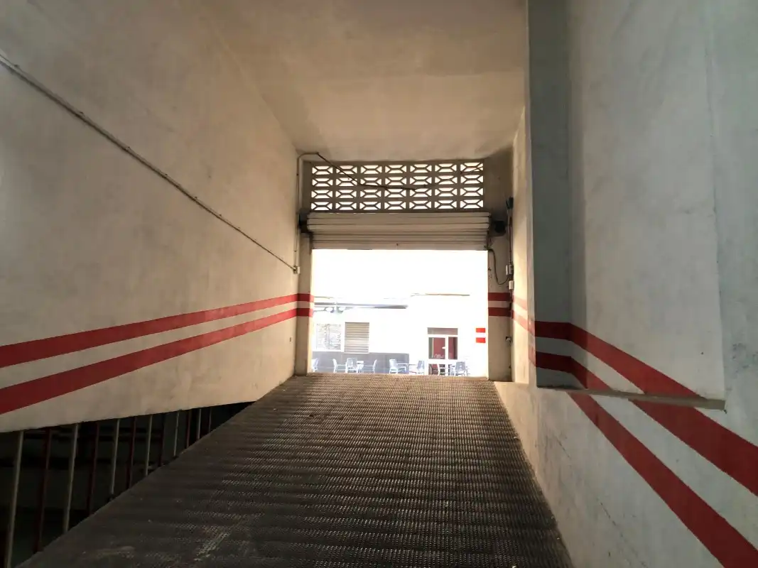 Individuale con ascensore in vendita a Carrer de Miramar