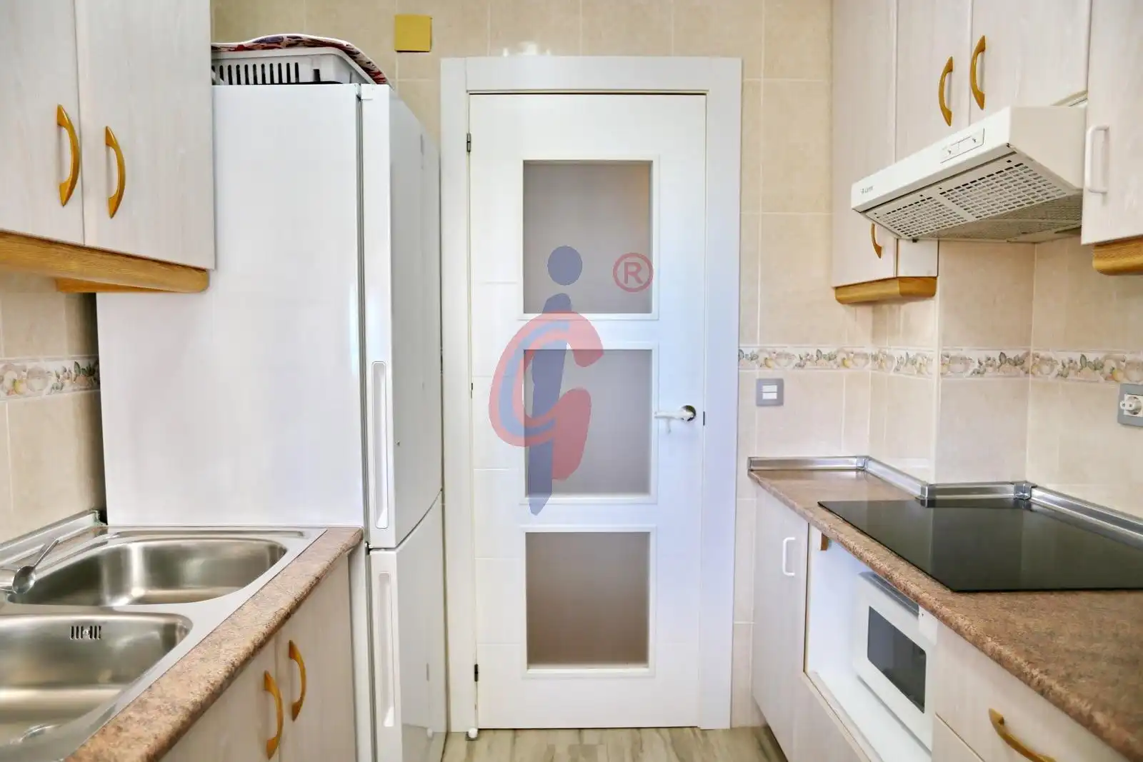 Kitchen of Apartments for sale in Guardamar del Segura  with Terrace, Storage room and Furnished