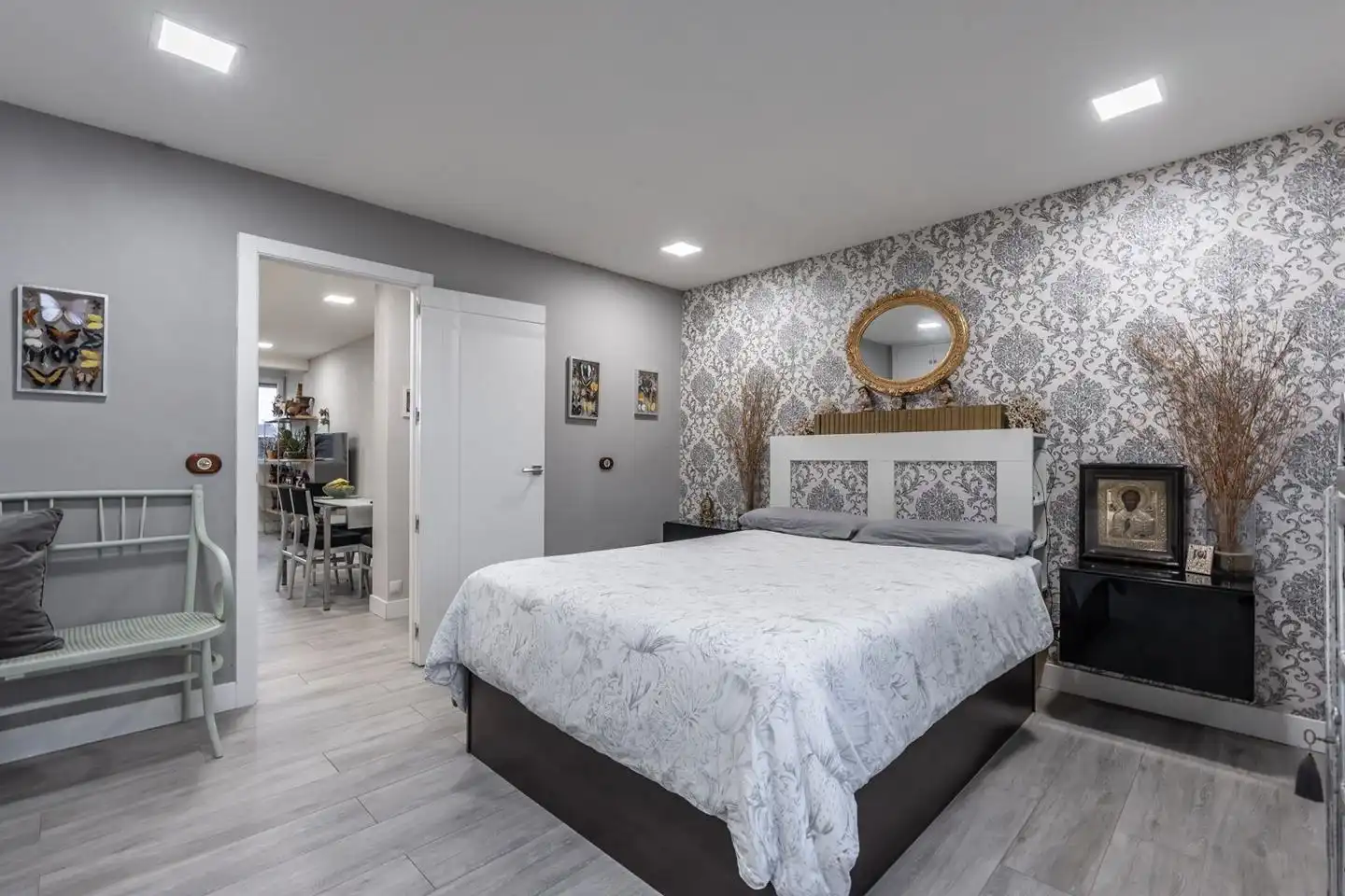 Bedroom of Flat for rent in Madrid  with Air Conditioner, Terrace and Furnished