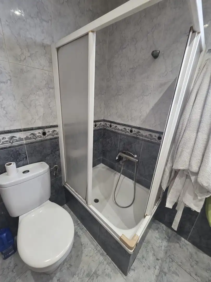 Bathroom of Houses for sale in Sueca  with Air Conditioner and Storage room