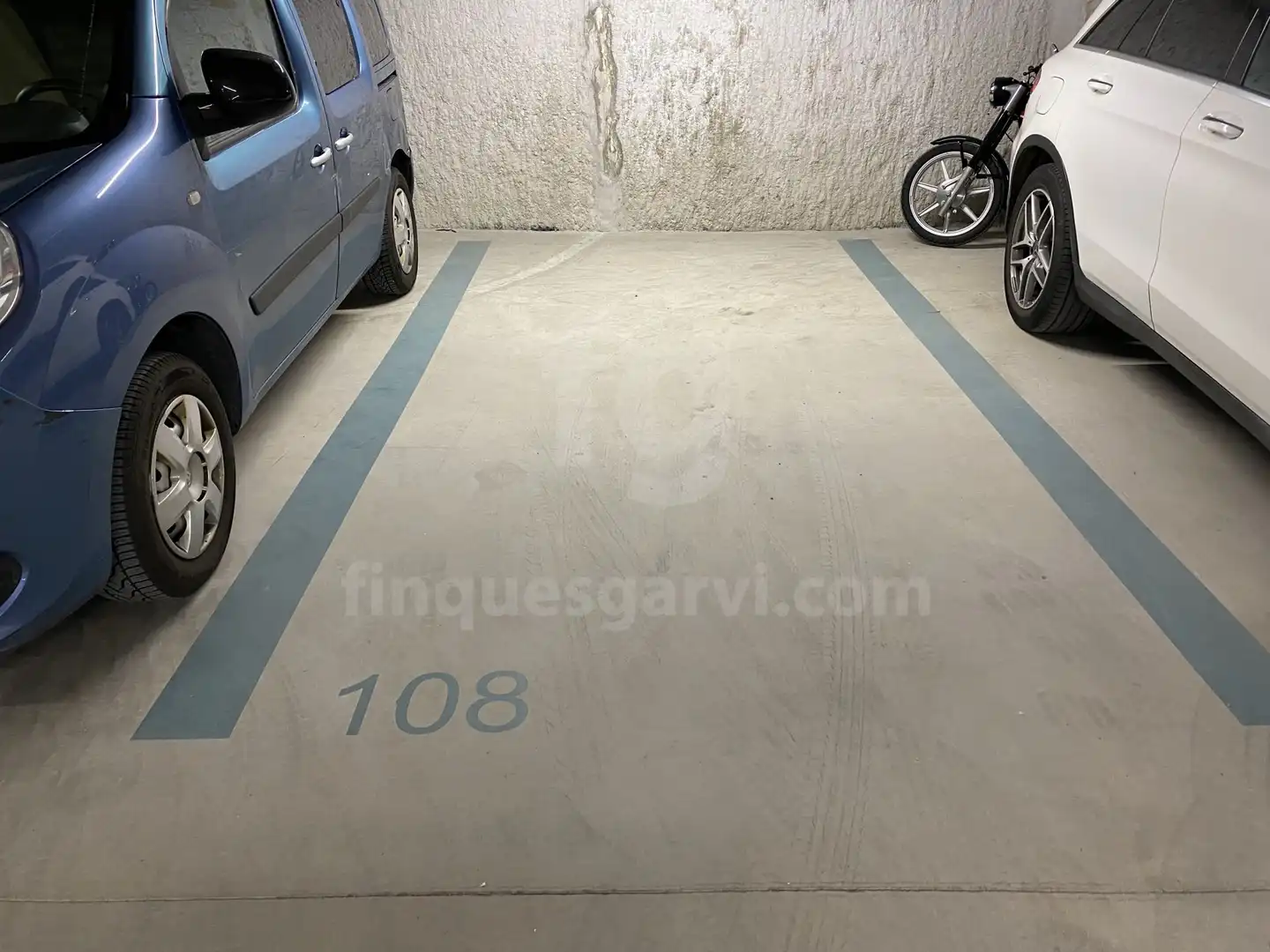 Parking de Piso de alquiler en Mataró con Aire acondicionado, Calefacción y Terraza