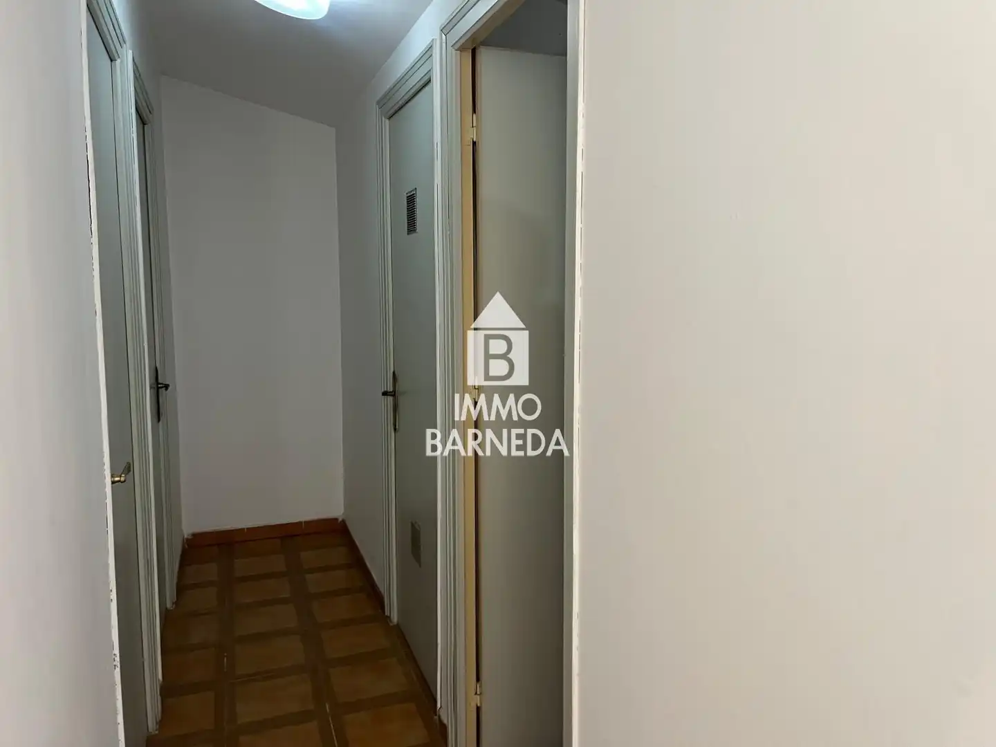 Flat for sale in Roses  with Air Conditioner, Heating and Furnished