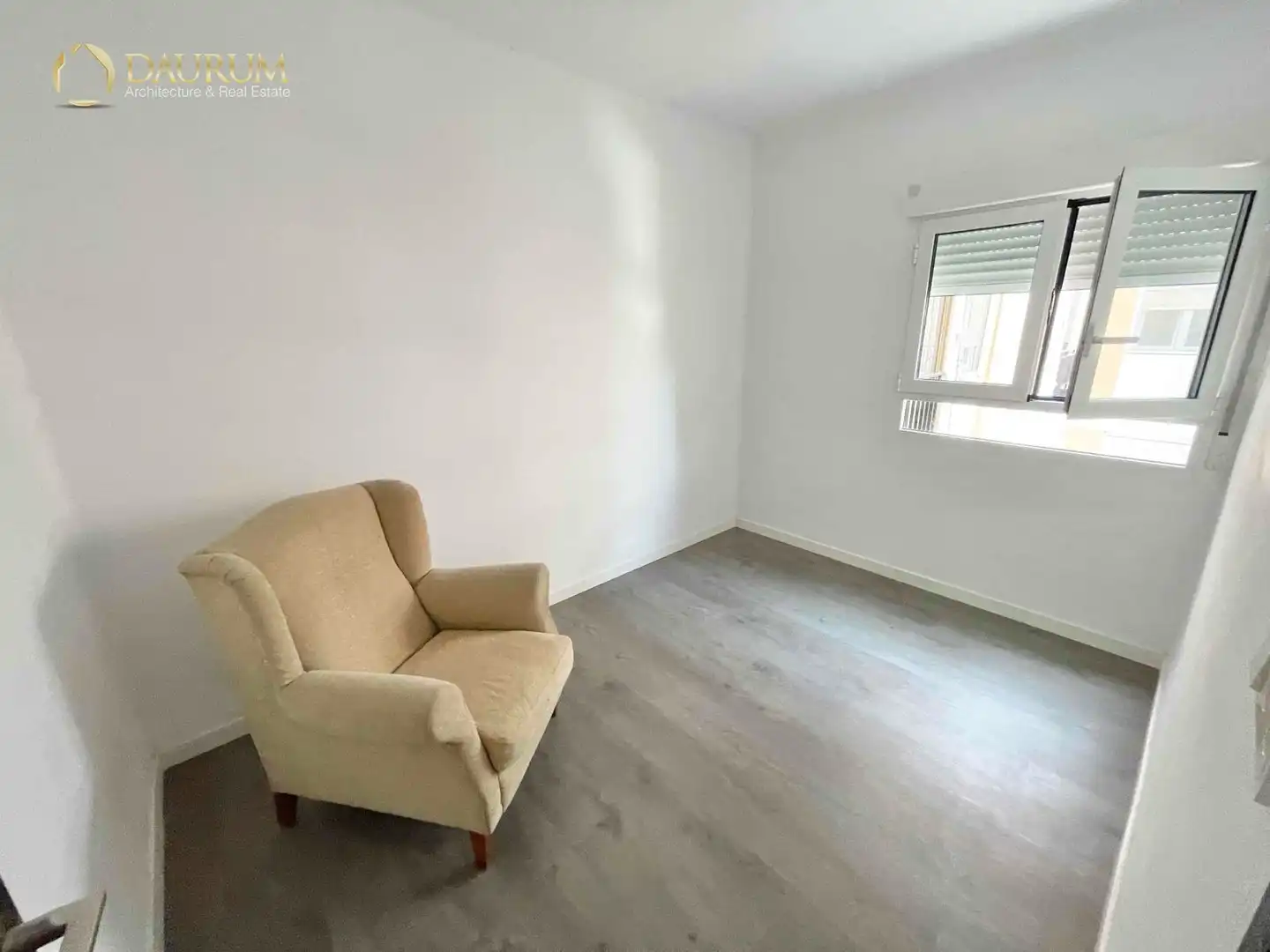 Habitación de Piso en venta en Xirivella con Aire acondicionado