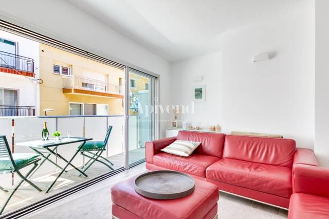 Piso en Venta en raval dels grecs en Centre