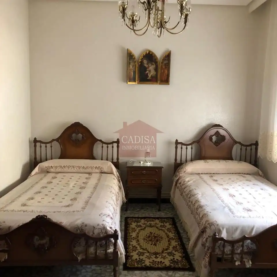 Habitación de Casa o chalet en venta en Santiago de la Puebla con Calefacción, Terraza y Trastero