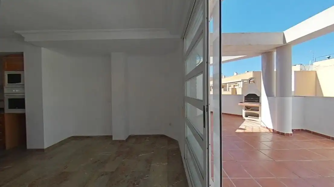 Ático en venta en Sagunto / Sagunt con Terraza