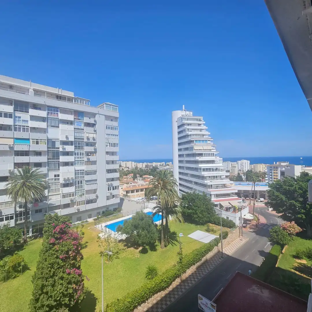 Apartament amb piscina en venda a Solymar, imagen 9