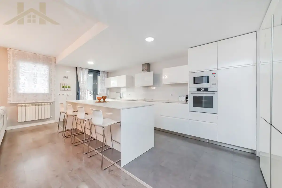 Cocina de Dúplex en venta en Valdemoro con Aire acondicionado, Calefacción y Terraza