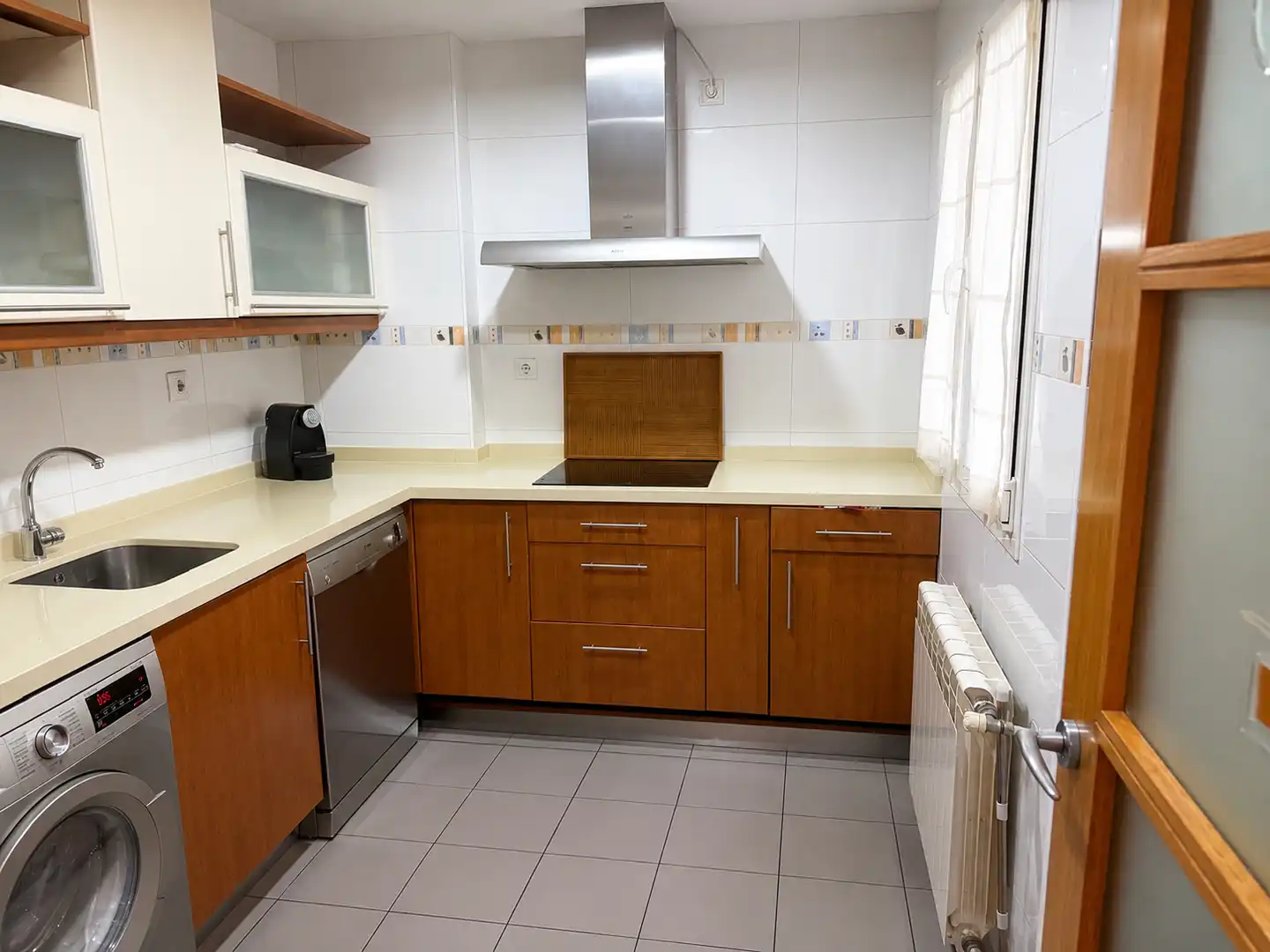 Cuina de Pis en venda en Valladolid amb Calefacció, Parquet i Balcó