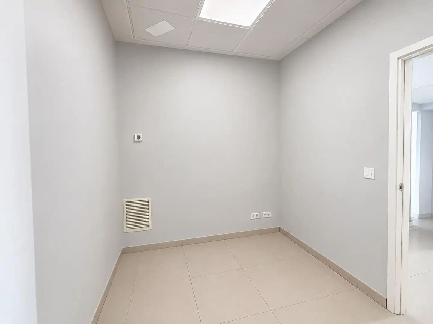 Business premises for sale in Calle de Fuente Amarga, imagen 14