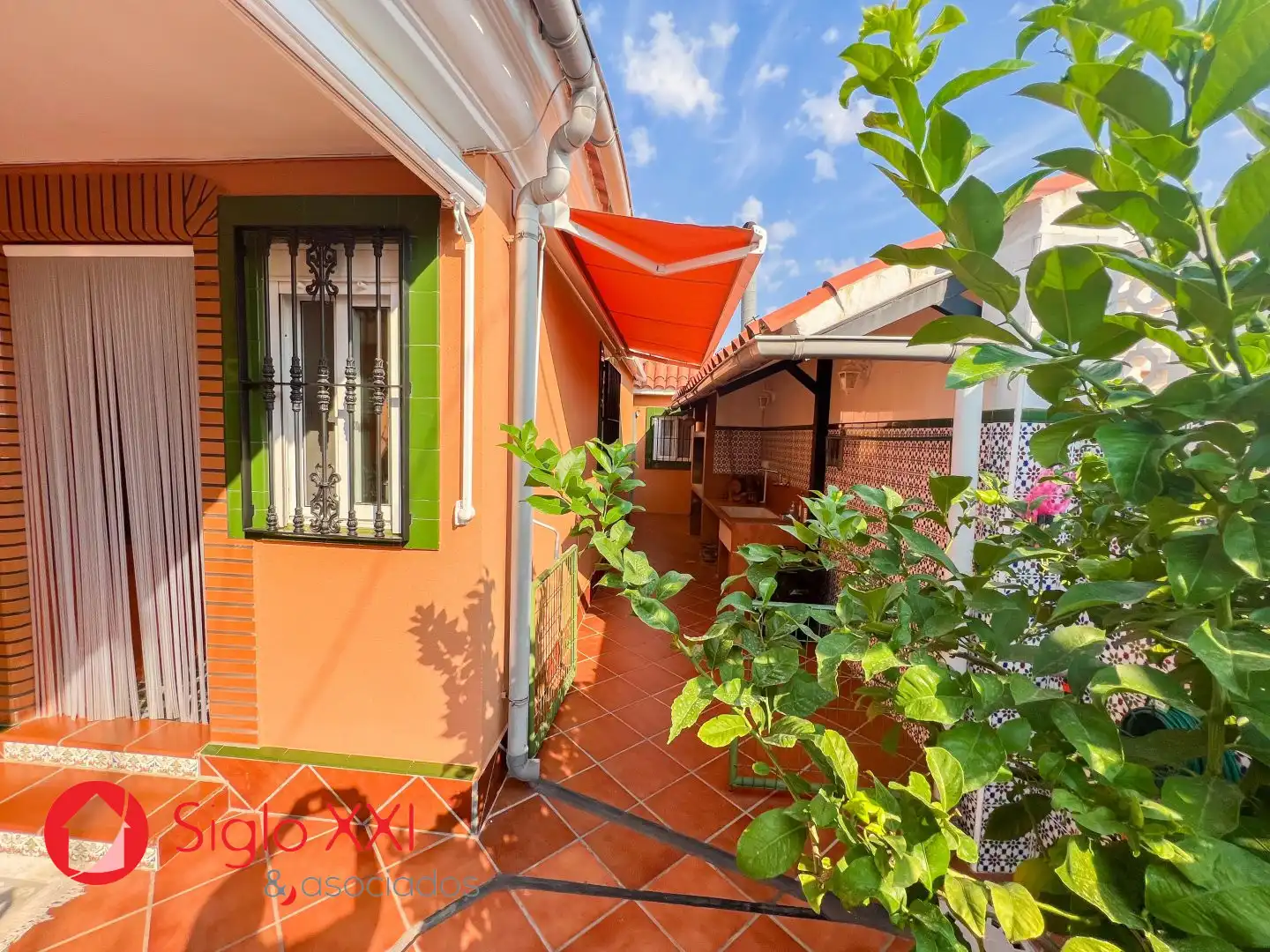 Vista exterior de Casa o chalet en venta en Vila-real con Aire acondicionado, Calefacción y Jardín privado