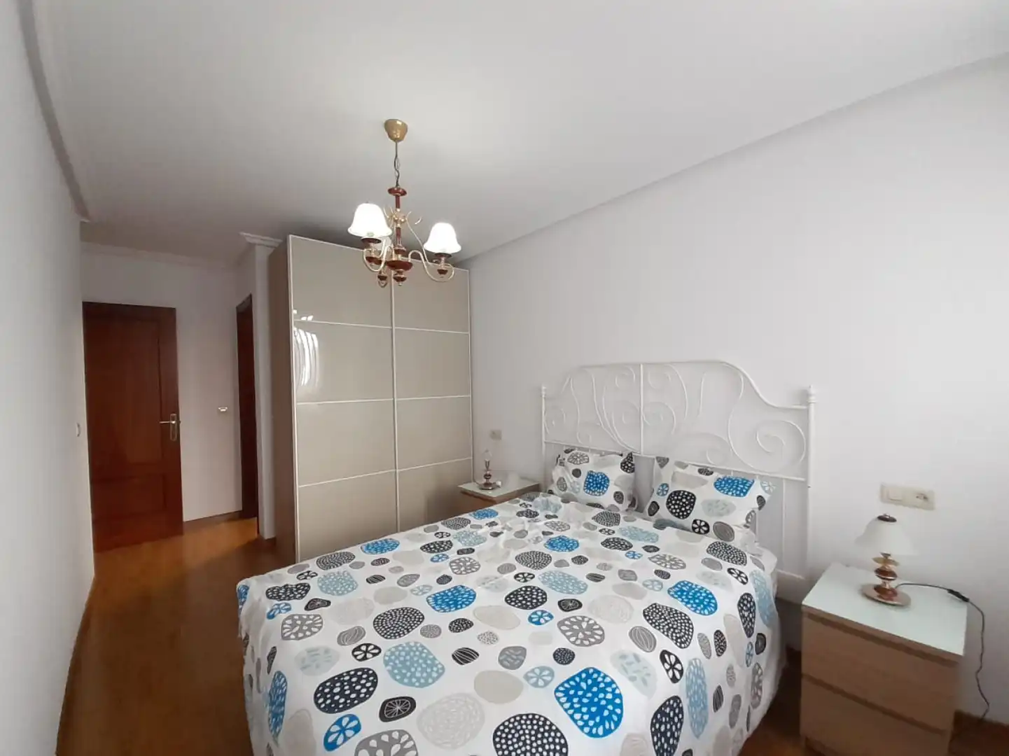 Pis de lloguer a Oviedo - EVARISTO VALLE, 3, Milán - Pumarín