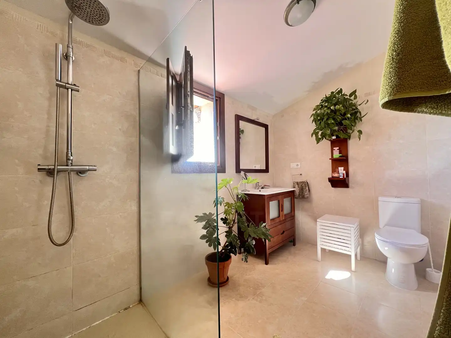Baño de Casa o chalet en venta en Perales del Puerto con Calefacción y Terraza