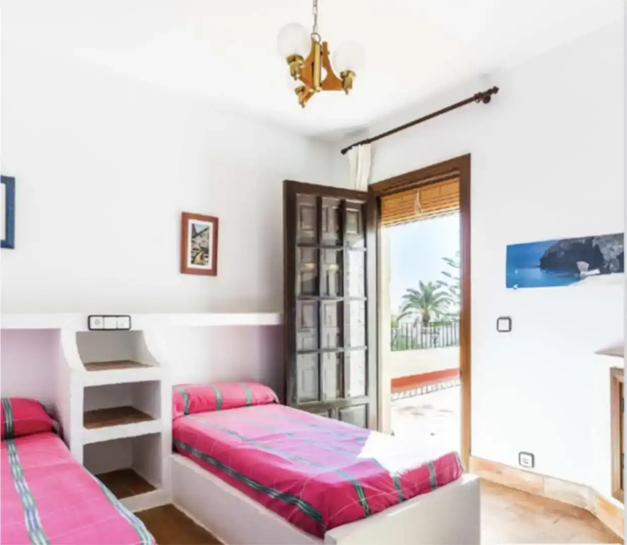 Dormitori de Casa o xalet de lloguer en Carboneras amb Aire condicionat, Jardí privat i Parquet