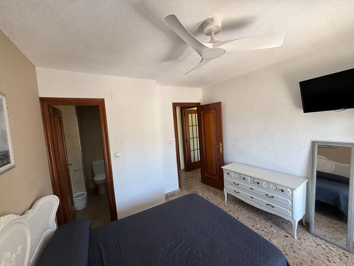Habitación de Piso de alquiler en Benidorm con Aire acondicionado, Terraza y Amueblado