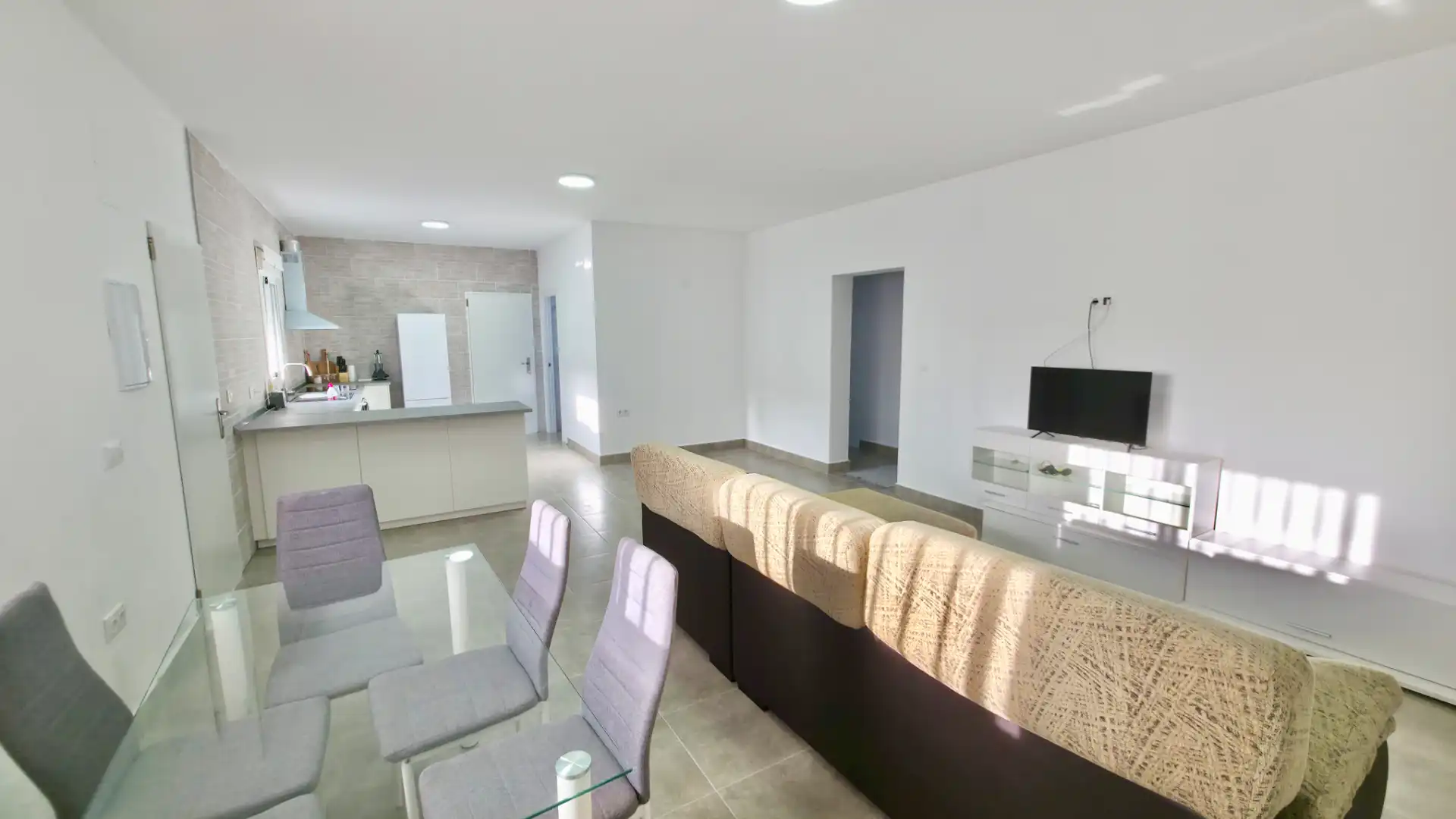 Villa con piscina in affitto a Las Lagunas - Campano, imagen 7
