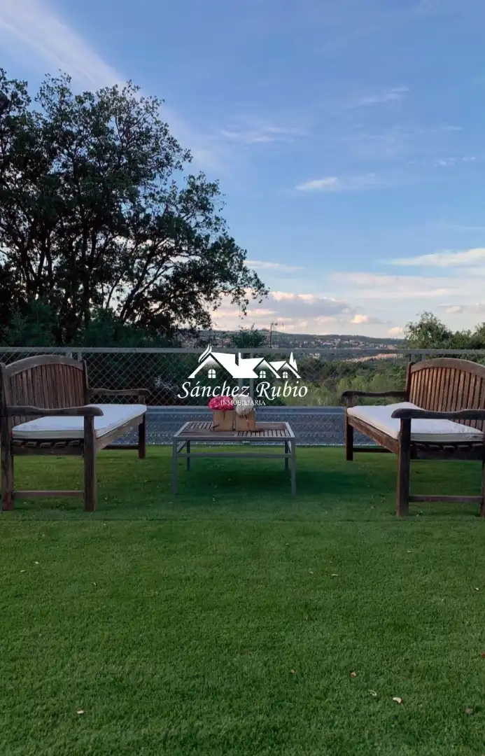 Chalet con jardín en venta en Calle Ruso 5B, imagen 13