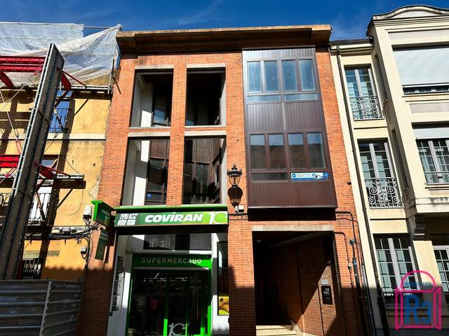 Oficina en Venta en La Rúa en Casco Antiguo