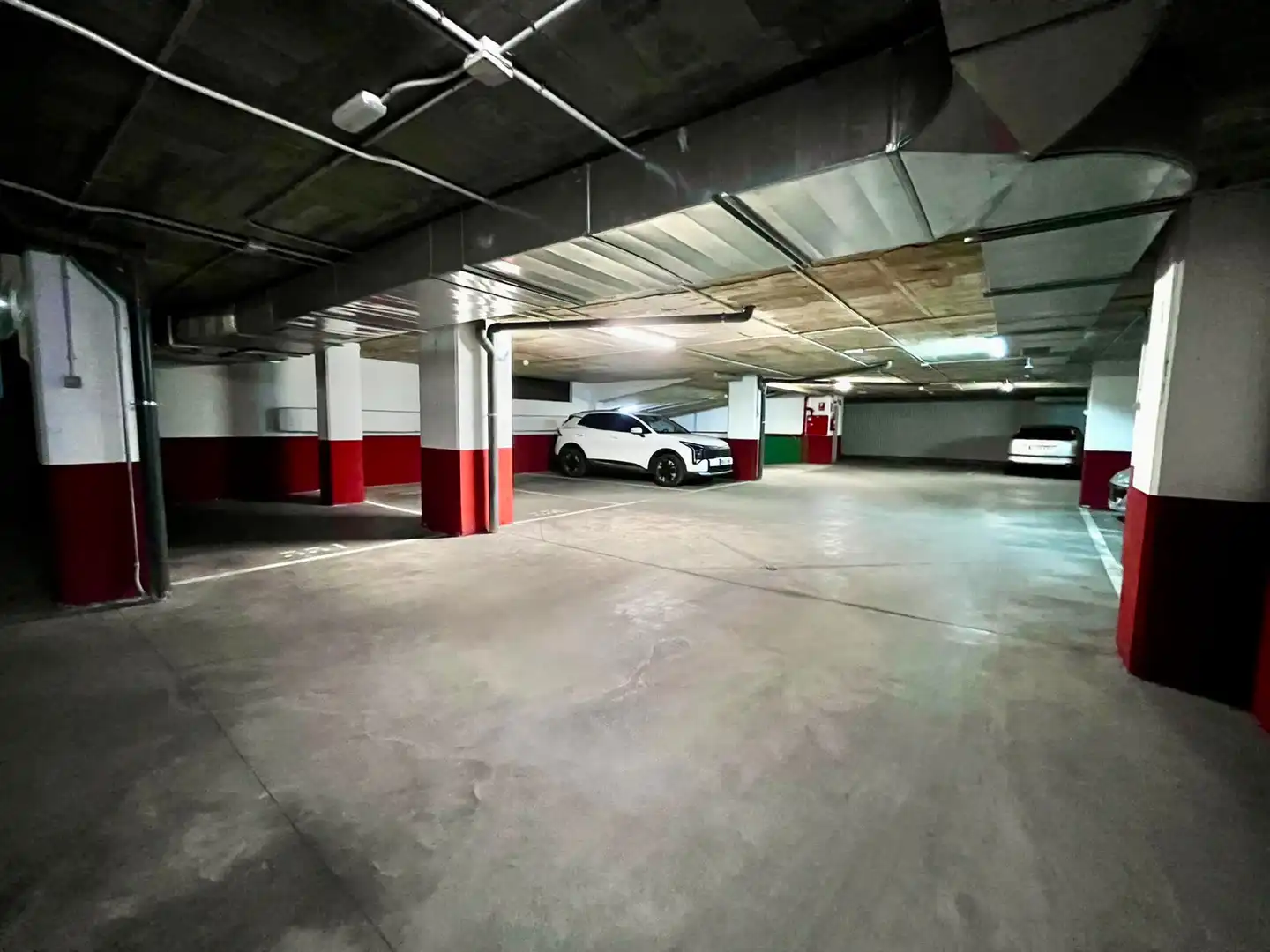 Garage for rent in Calle de Albarracín, 15, Simancas