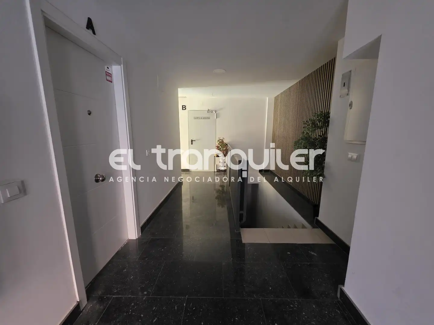 Flat for rent in Madrid  with Air Conditioner, Terrace and Storage room