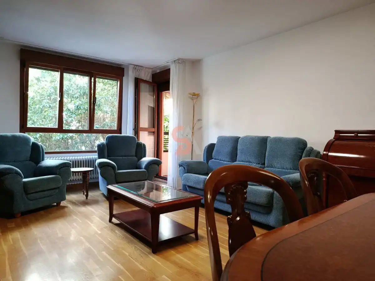 Sala de estar de Piso de alquiler en Valladolid con Calefacción y Terraza