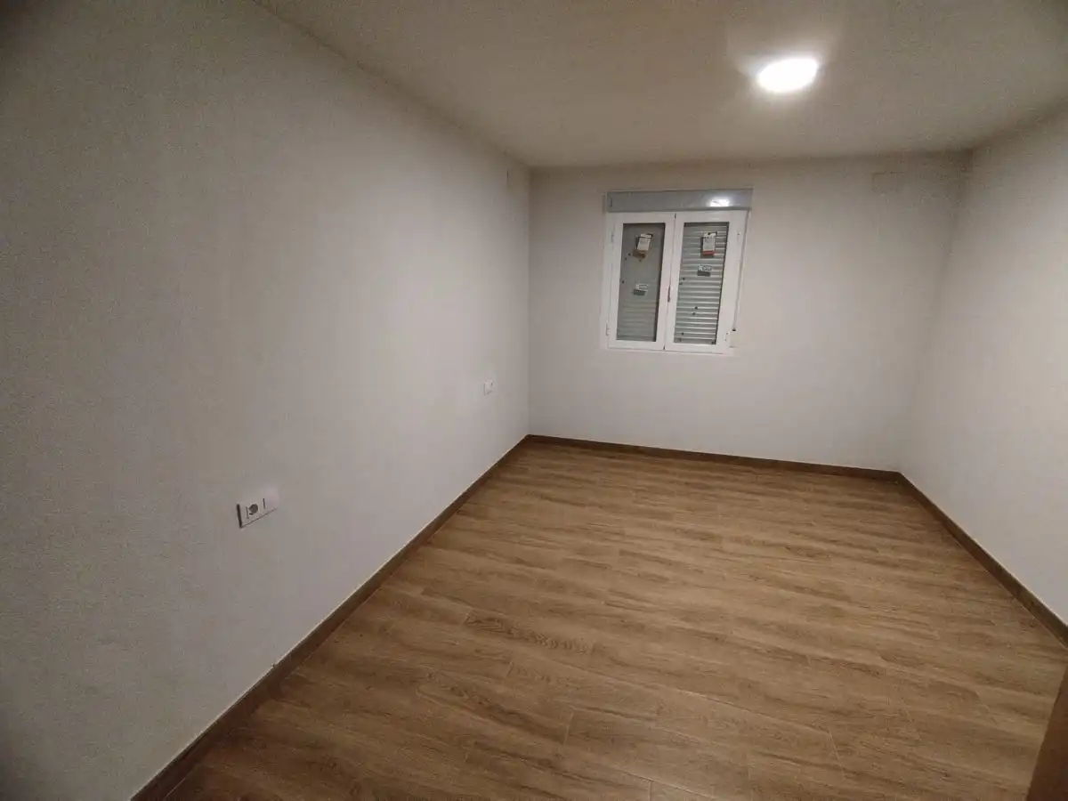 Houses for sale in Plasencia  with Air Conditioner