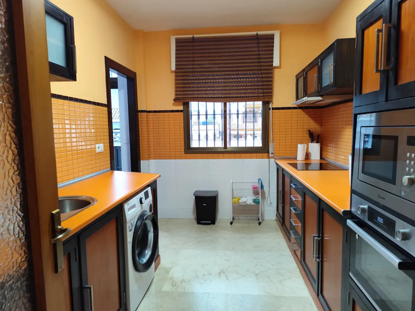 Kitchen of Detached homes for rent in Sanlúcar de Barrameda  with Air Conditioner, Heating and Terrace