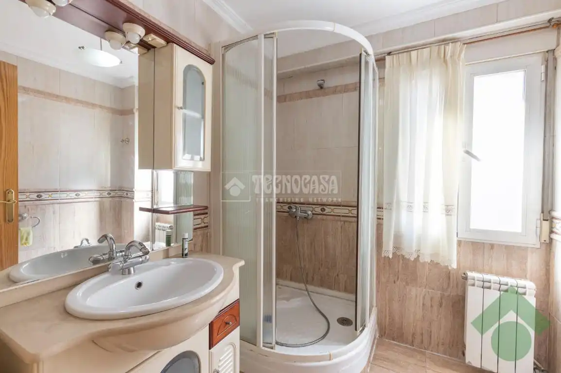 Casa adosada en venta en Barrio de Zaidín