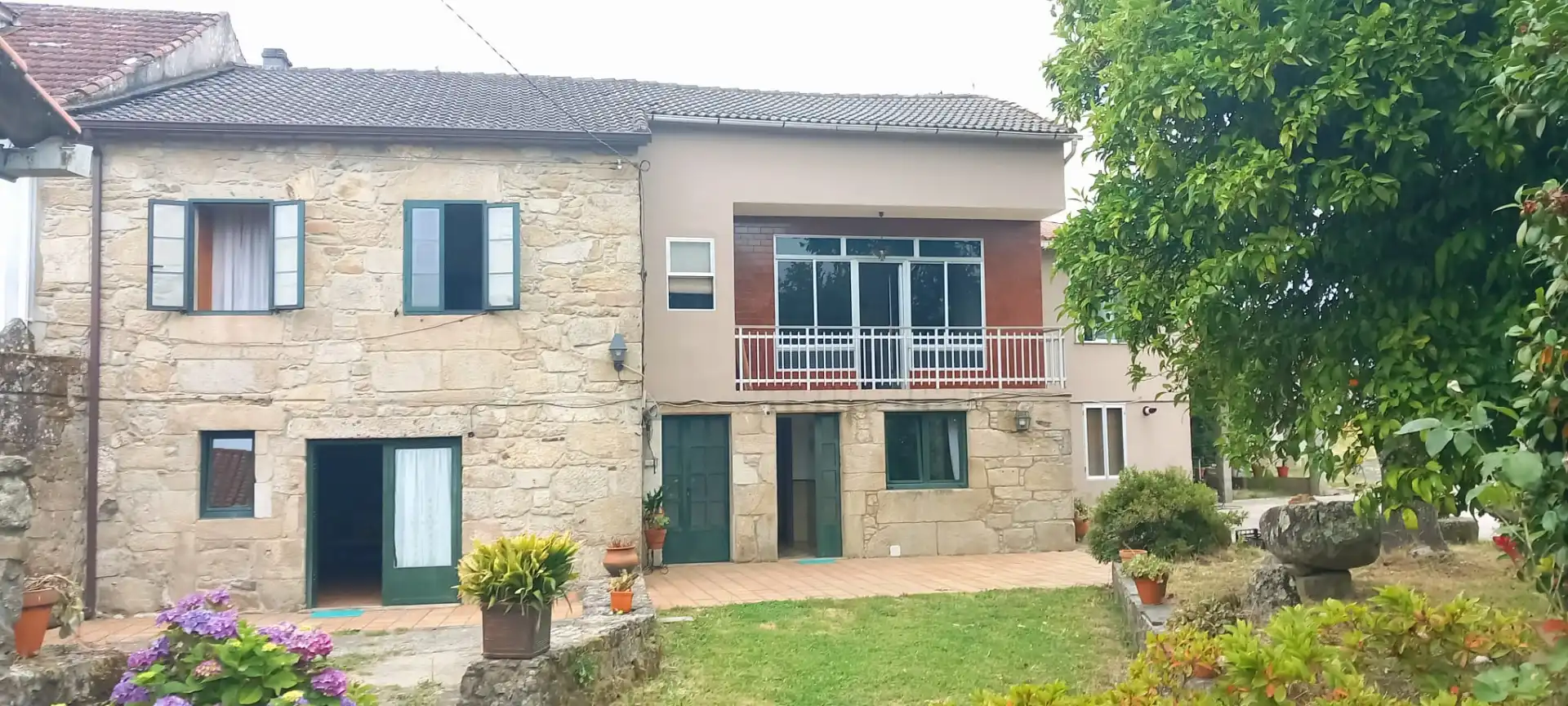 Casa adosada en venta en Praza de Galicia, 1, Cuntis