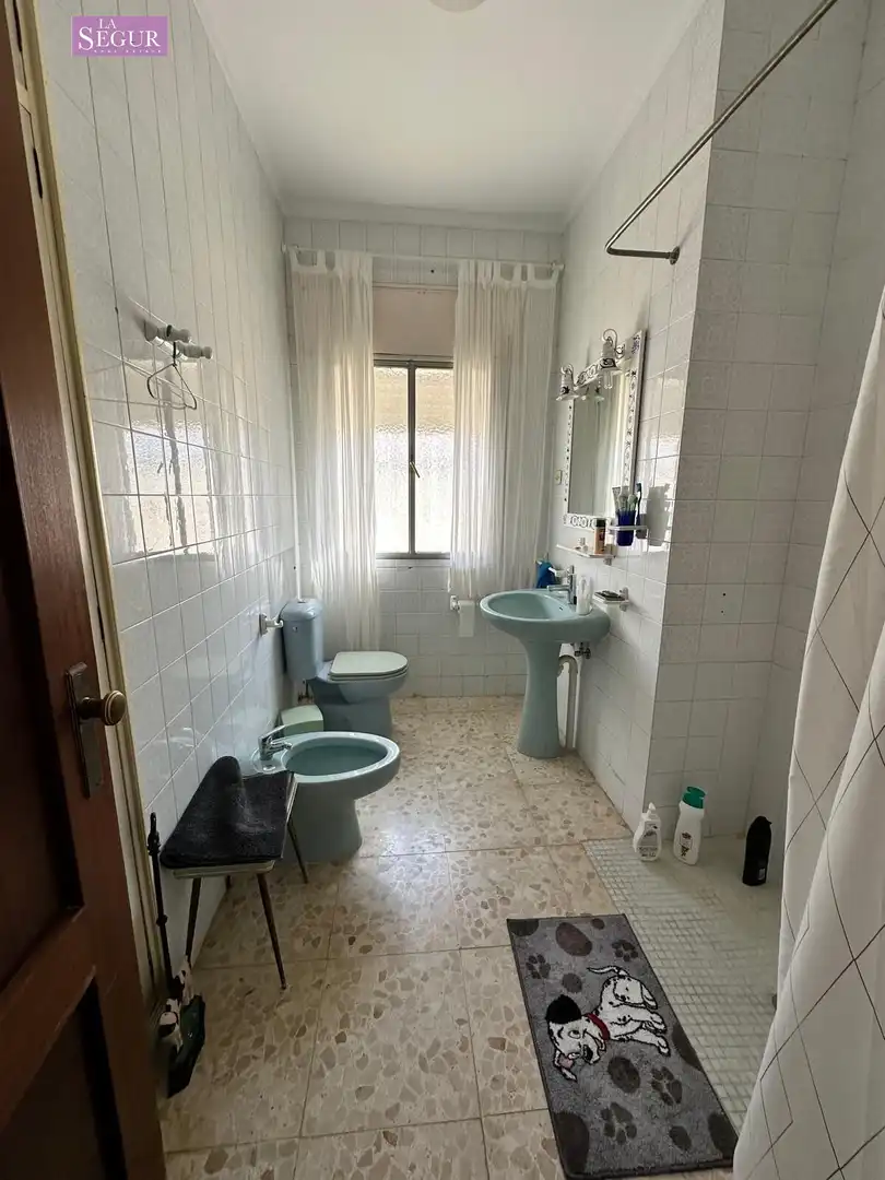 Bany de Casa o xalet en venda en Conil de la Frontera amb Jardí privat, Terrassa i Traster