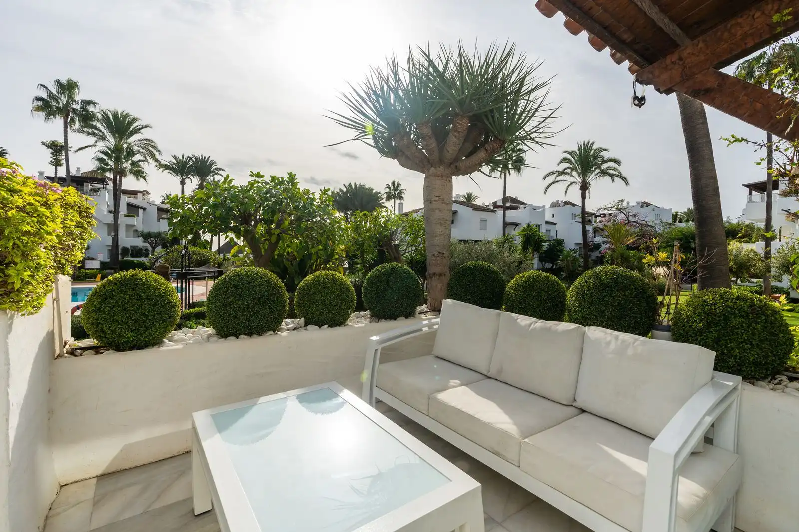 Terrassa de Apartament en venda en Estepona amb Terrassa, Traster i Moblat