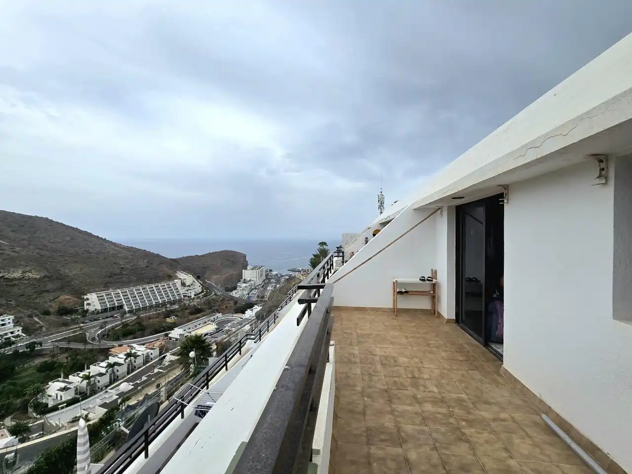 Außenansicht von Wohnungen zum Verkauf in Mogán mit Terrasse, Möbliert und Balkon