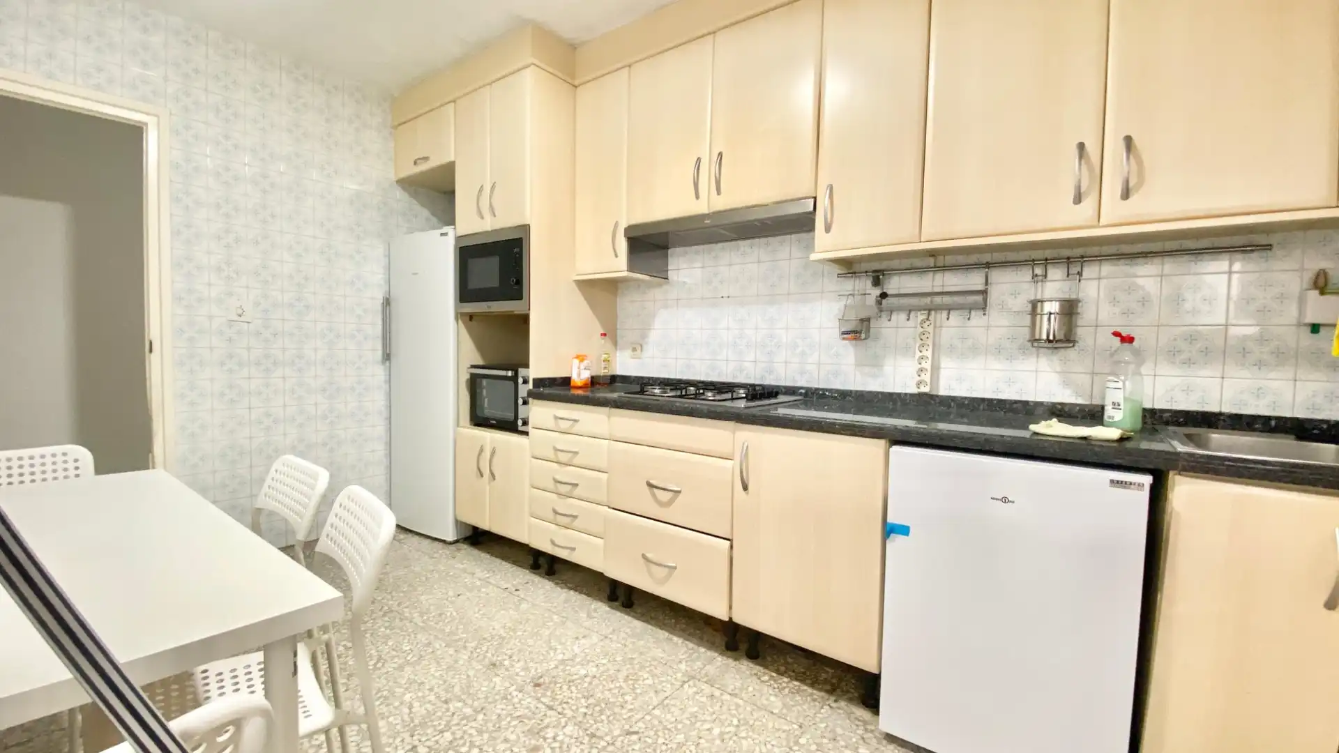Cuina de Apartament de lloguer en Florida - Ciudad de Asís