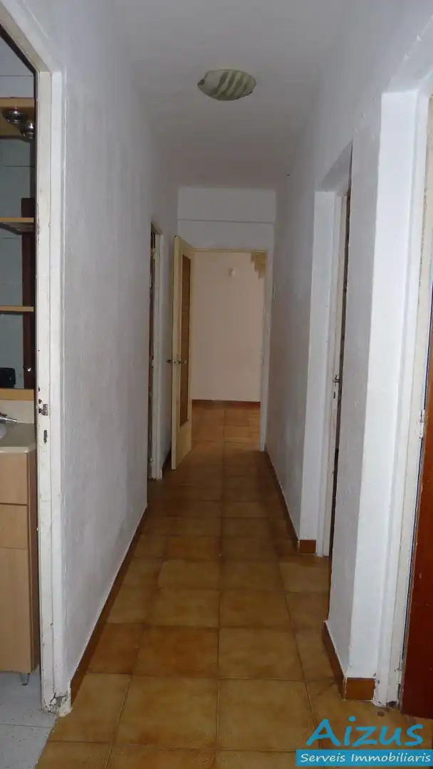 Piso en venta en Carrer de Sant Josep, Can Clos - Pinetons